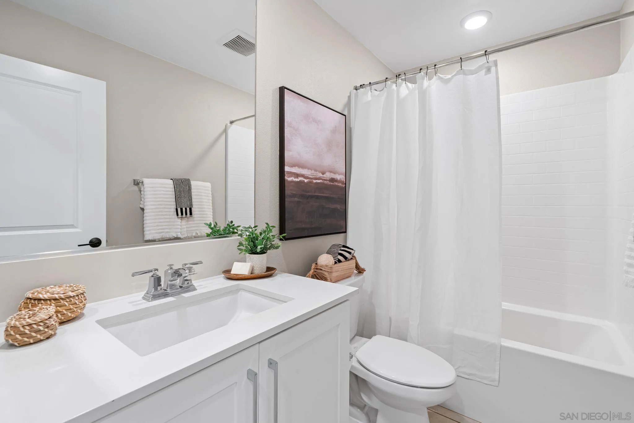 16931 Dorlyn Way Poway, CA 92064 - Photo 28 of 48