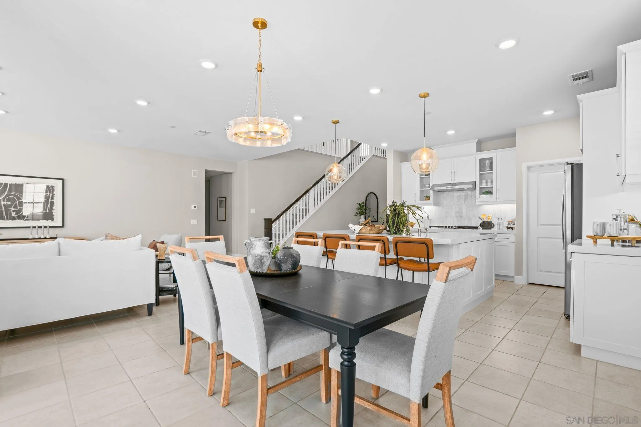 16931 Dorlyn Way Poway, CA 92064 - Photo 6 of 48