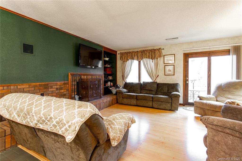 8324 Walkup Road Waxhaw, NC 28173 - Photo 5 of 41 Gallery Image 5