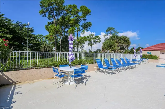 a view of garden with patio