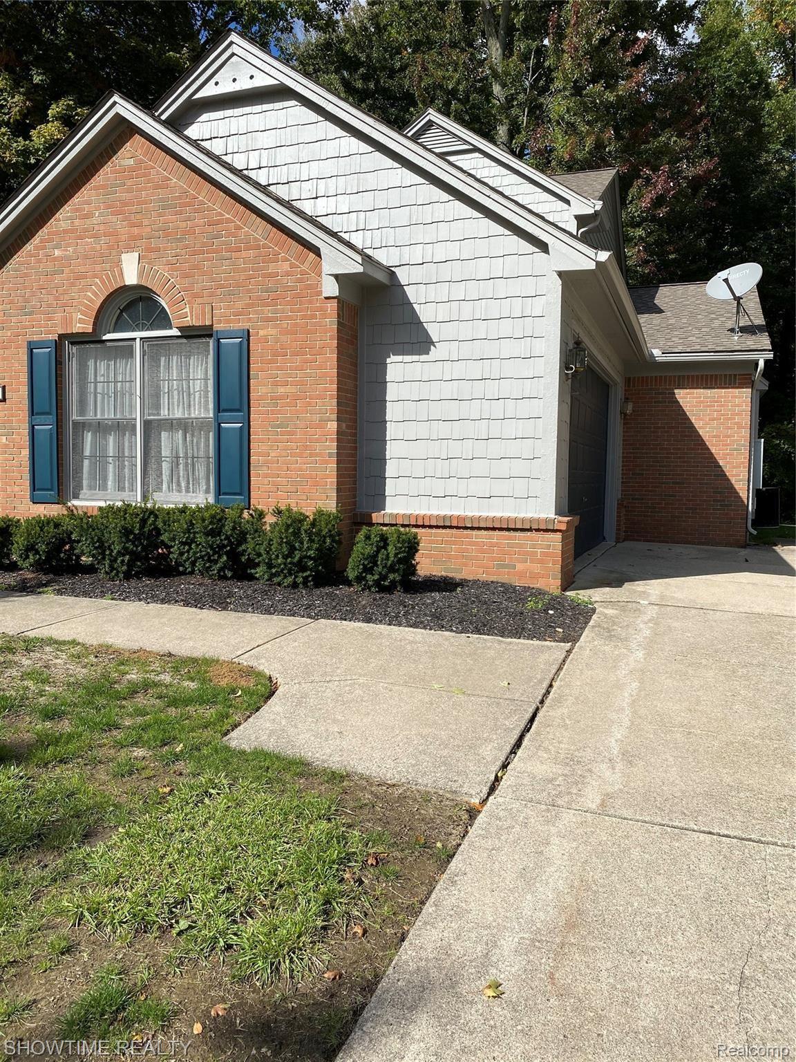 1190 Bluebird Drive Rochester, MI 48307 - Photo 3 of 31 CBDF46CC-B2E5-4FE3-9706-EBA126A9A76E.jpeg