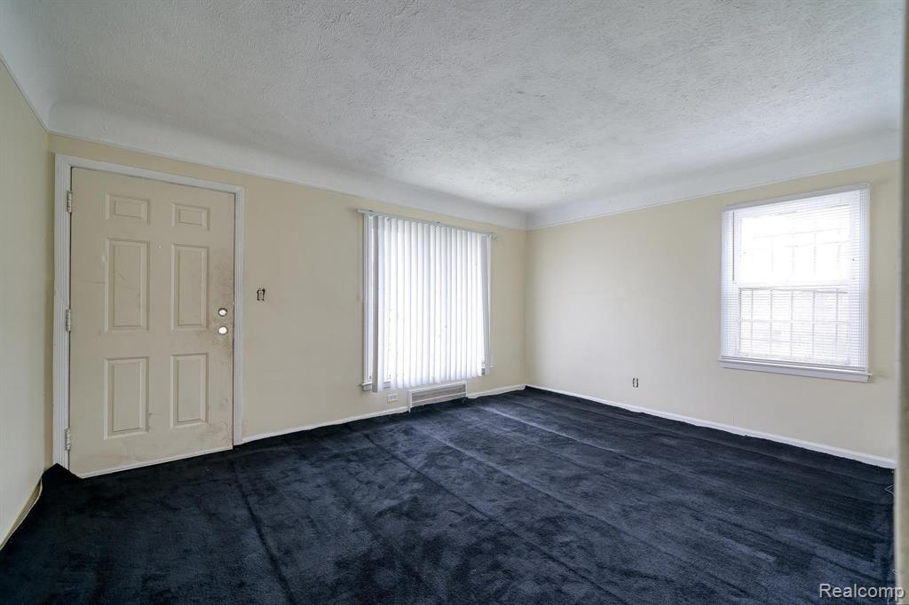 7697 Evergreen Road Detroit, MI 48228 - Photo 6 of 19