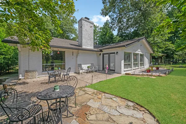 $350,000 | 257 Point Clear Drive, Panorama Village, TX 77304