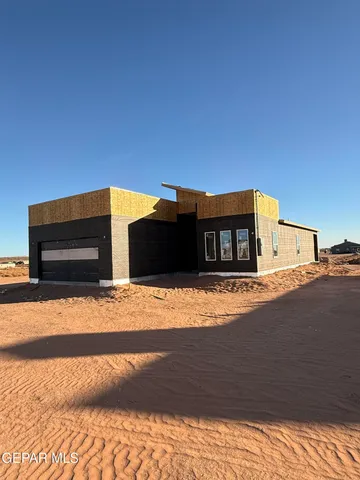 $308,950 | 1376 Syrian Desert Drive, Chaparral, NM 88081