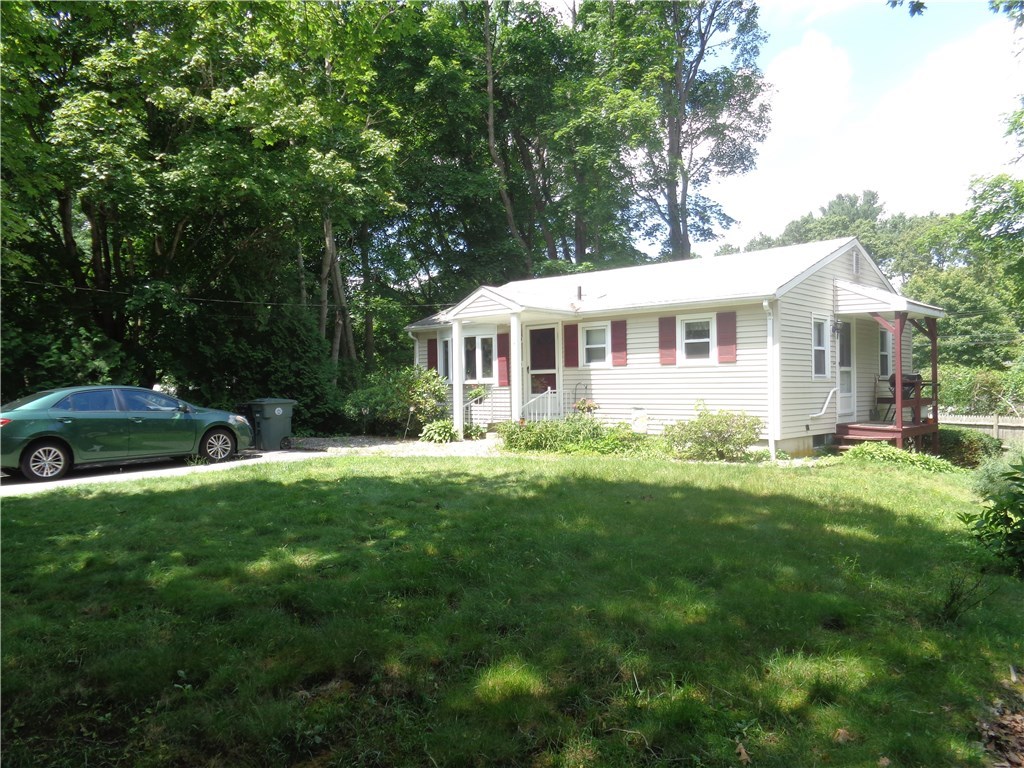7 Martin Street Coventry, RI 02816 - Photo 2 of 5