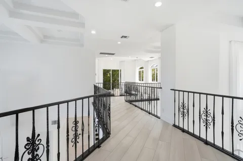 $5,995,000 | 5600 Coastal Drive, Boca Raton, FL 33487