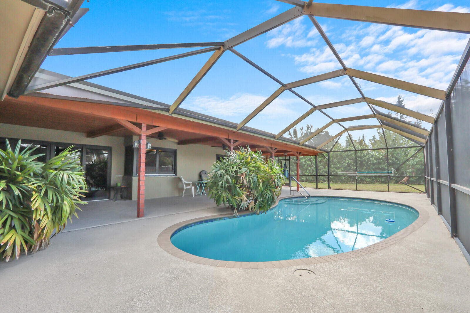 563 Northwest 13th Drive Boca Raton, FL 33486 - Photo 7 of 7 16_Image_16_mls