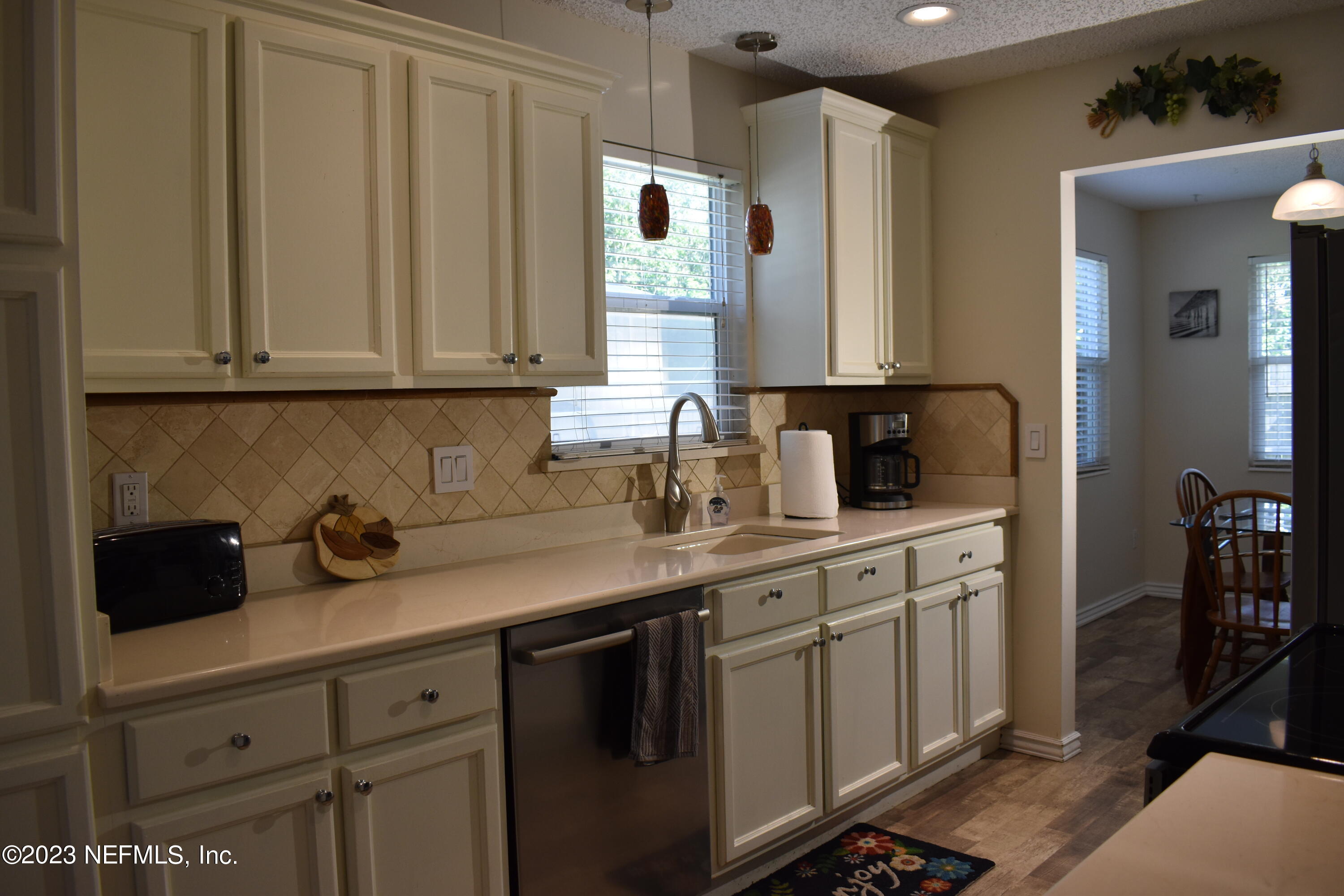 10377 Autumn Valley Road Jacksonville, FL 32257 - Photo 15 of 41 Stainless Appliances