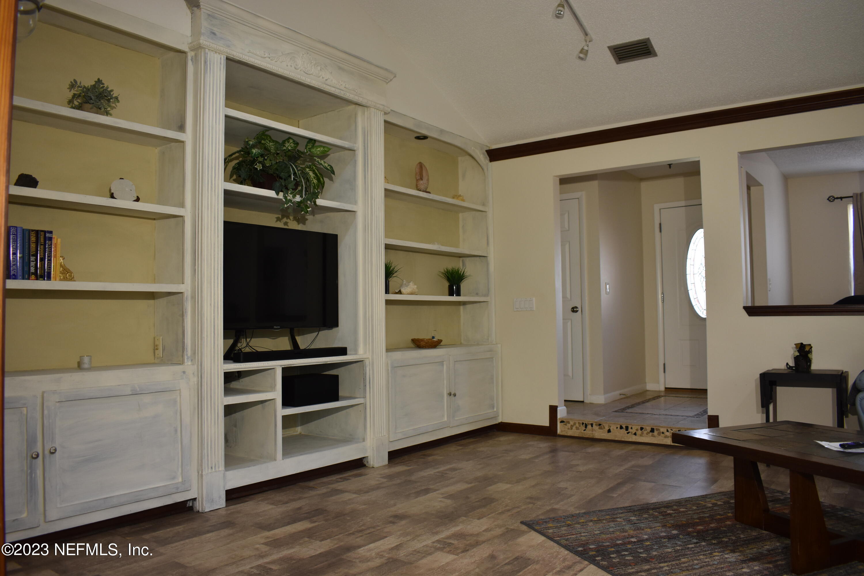 10377 Autumn Valley Road Jacksonville, FL 32257 - Photo 24 of 41 Great Room 4
