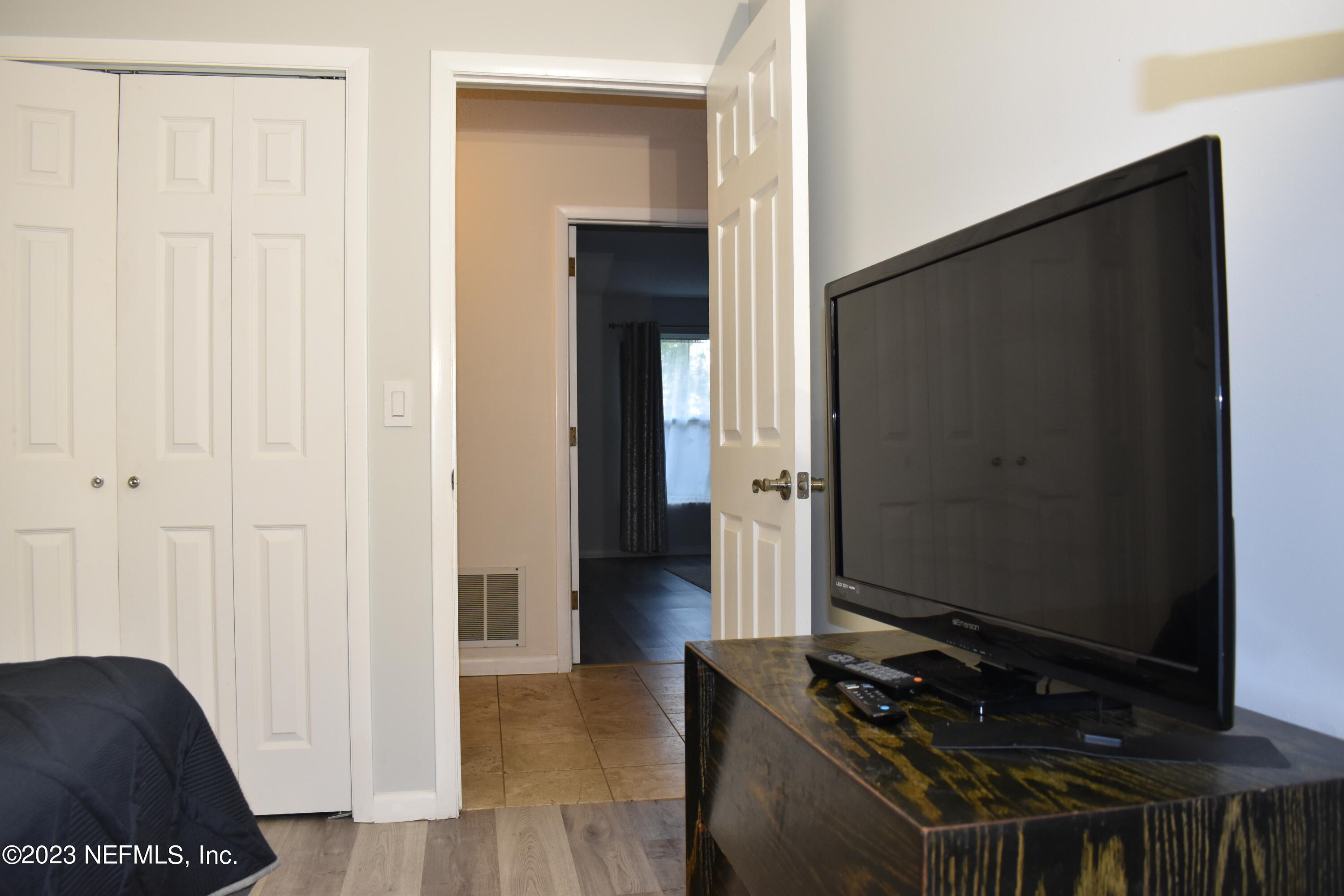 10377 Autumn Valley Road Jacksonville, FL 32257 - Photo 30 of 41 Bedroom 1