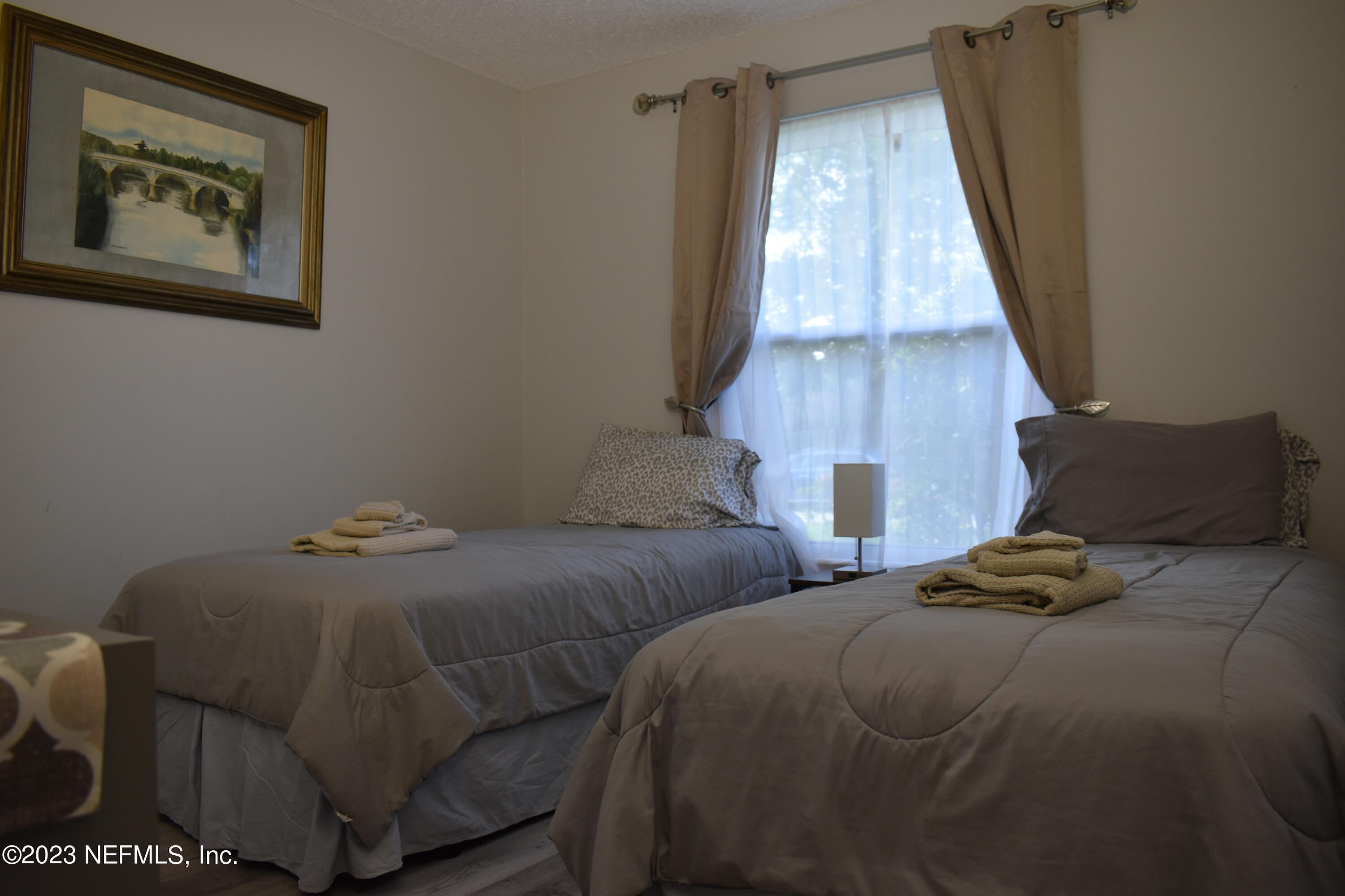 10377 Autumn Valley Road Jacksonville, FL 32257 - Photo 31 of 41 Bedroom 2