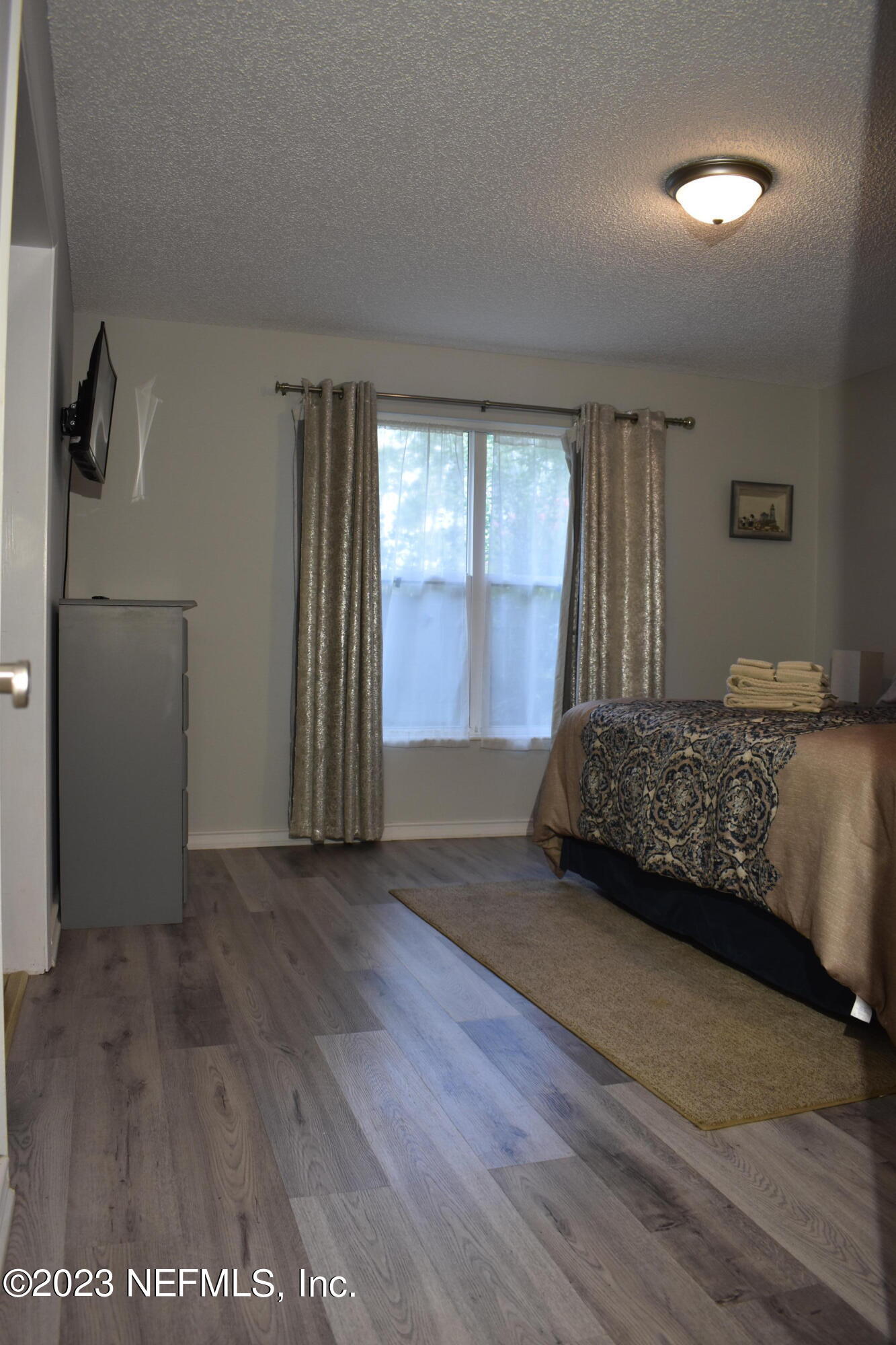 10377 Autumn Valley Road Jacksonville, FL 32257 - Photo 35 of 41 Primary Bedroom