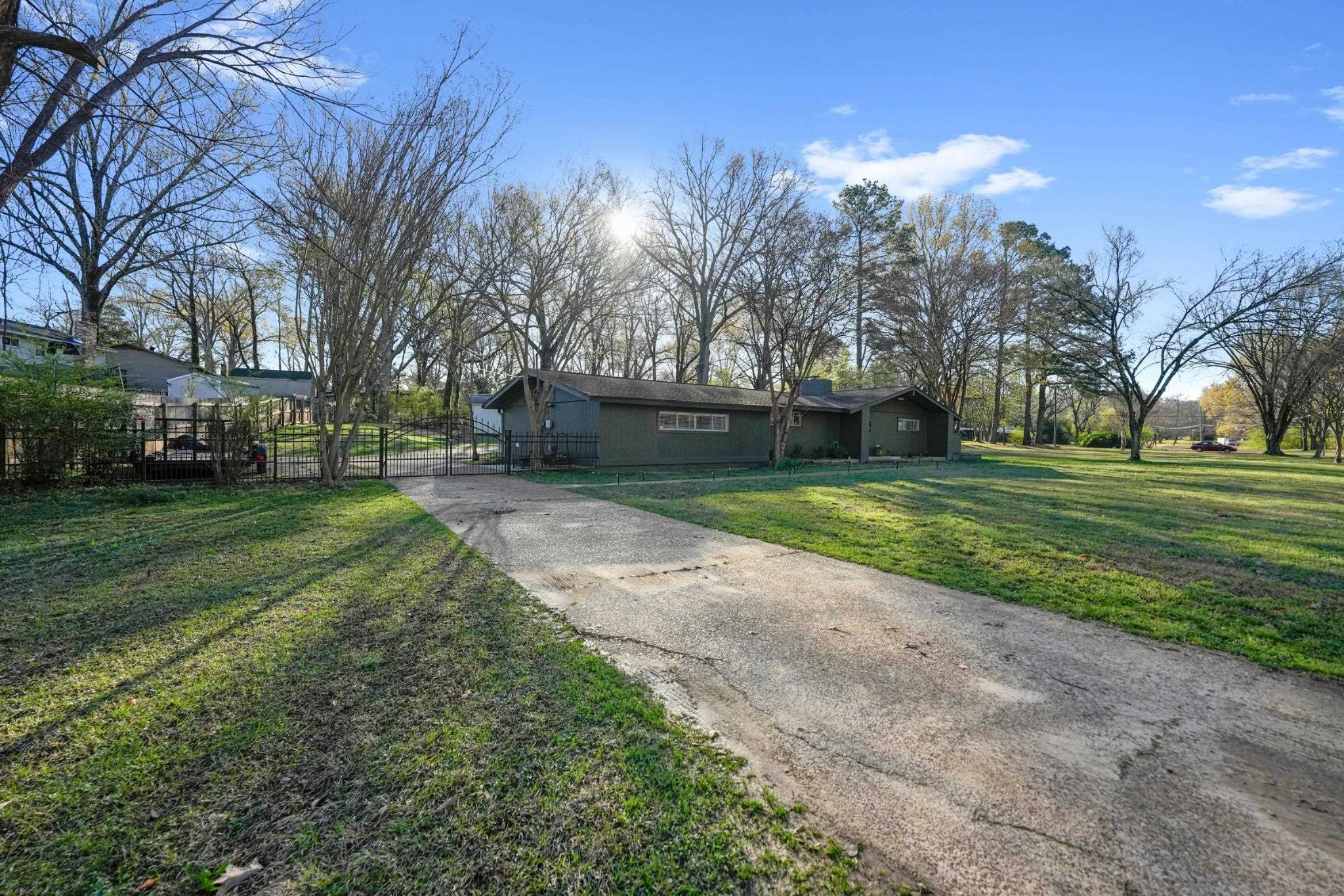 2578 Elmore Park Road Memphis, TN 38134 - Photo 4 of 34