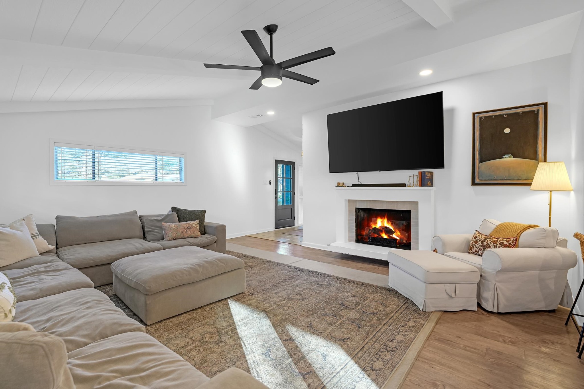 2578 Elmore Park Road Memphis, TN 38134 - Photo 5 of 34