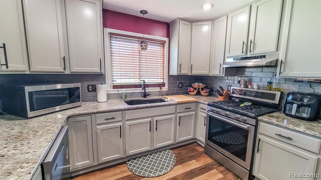 6217 Sharp Road Swartz Creek, MI 48473 - Photo 7 of 42