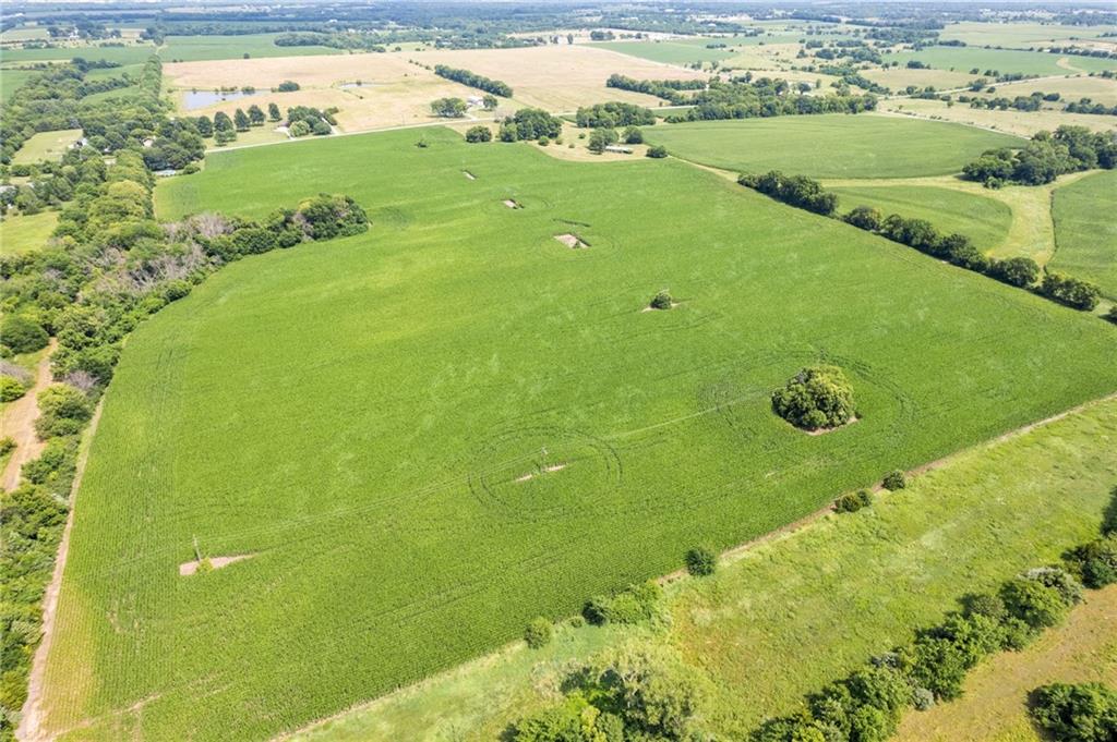 20480 South Gardner Road Gardner, KS 66030 - Photo 12 of 37