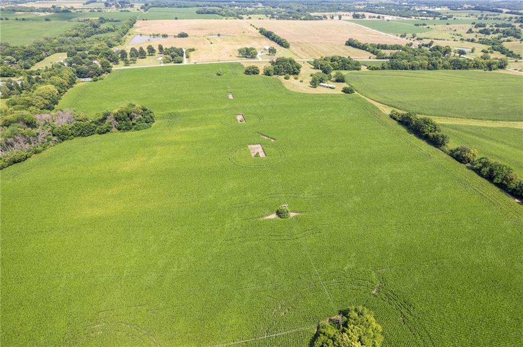 20480 South Gardner Road Gardner, KS 66030 - Photo 13 of 37