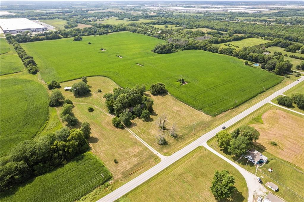 20480 South Gardner Road Gardner, KS 66030 - Photo 18 of 37