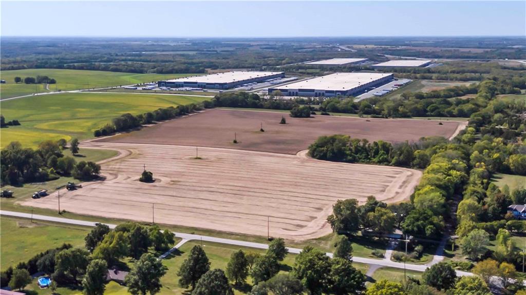20480 South Gardner Road Gardner, KS 66030 - Photo 32 of 37