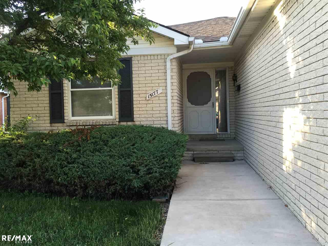 15177 Raphael Terrace Warren, MI 48088 - Photo 4 of 16 31293635-4.JPG