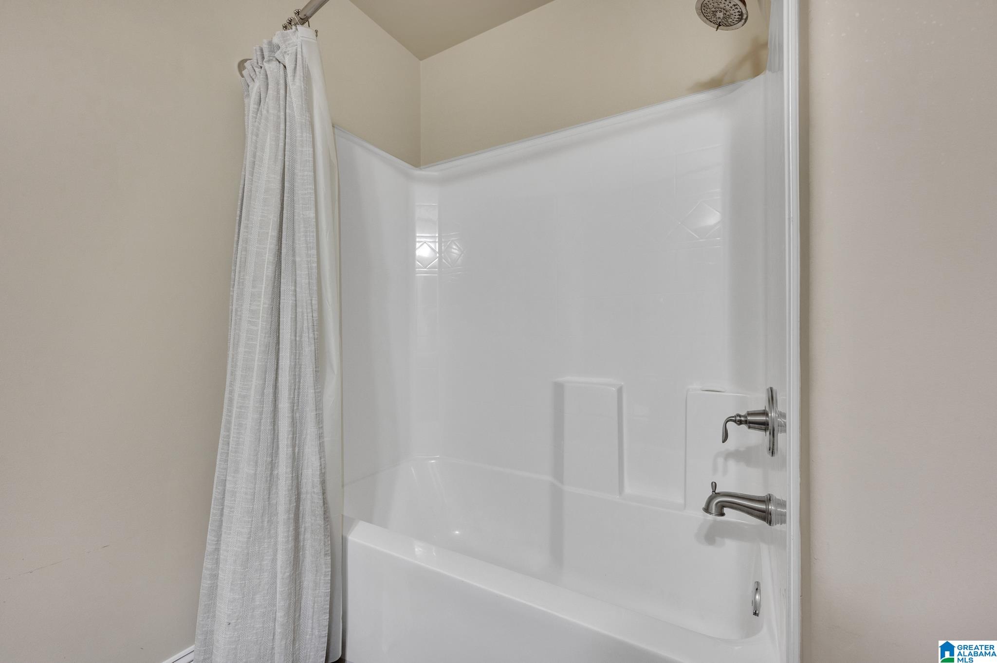 3024 Highview Lane Calera, AL 35040 - Photo 8 of 30