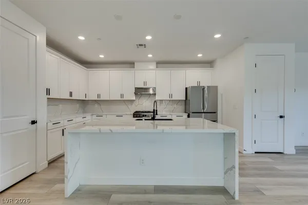 $2,965 | 11537 Cedar Shore Avenue, Las Vegas, NV 89138