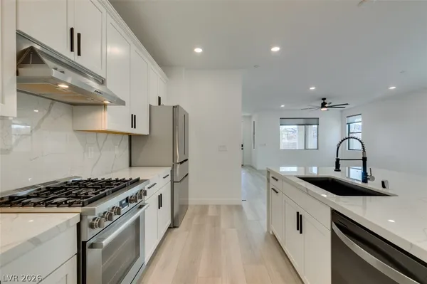 $2,965 | 11537 Cedar Shore Avenue, Las Vegas, NV 89138