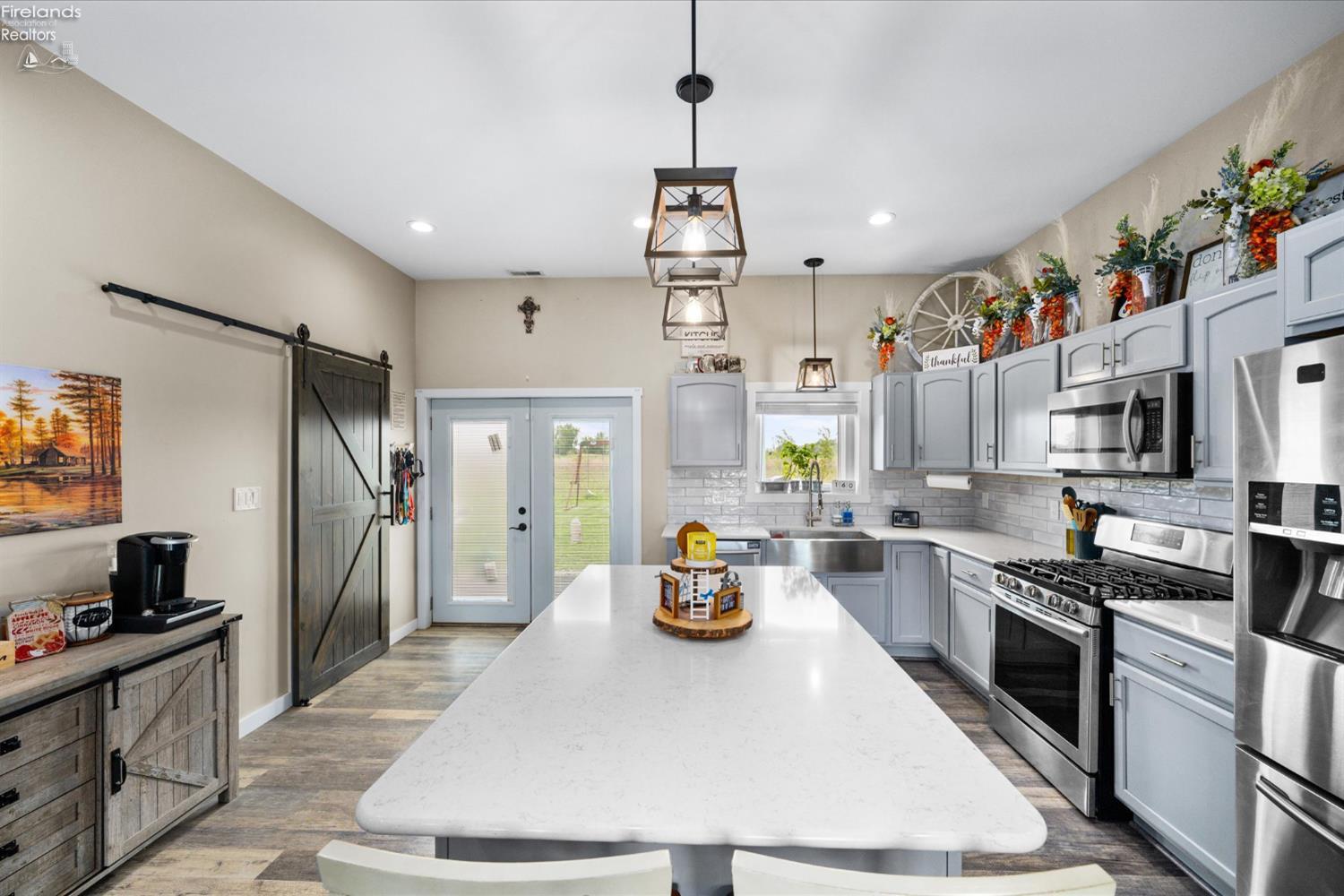 6330 West Harbor Road Port Clinton, OH 43452 - Photo 13 of 39 Gallery Image 13