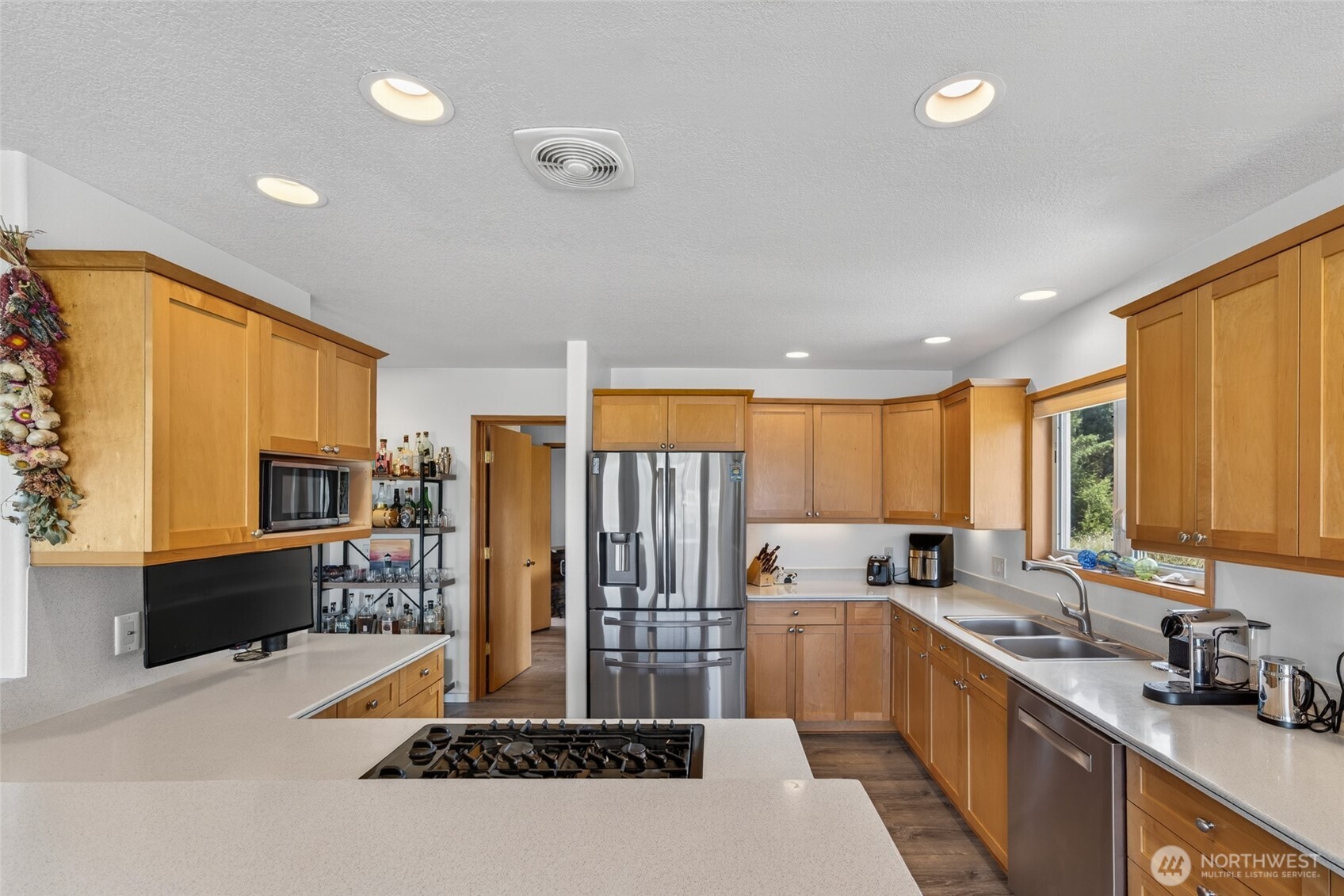 1104 120th Place Long Beach, WA 98631 - Photo 10 of 38