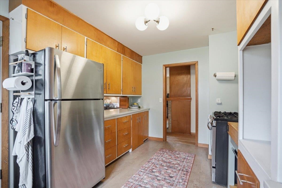 102 West Lakeview Avenue Madison, WI 53716 - Photo 15 of 60