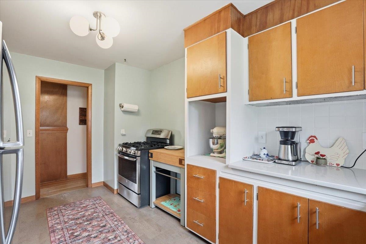 102 West Lakeview Avenue Madison, WI 53716 - Photo 16 of 60