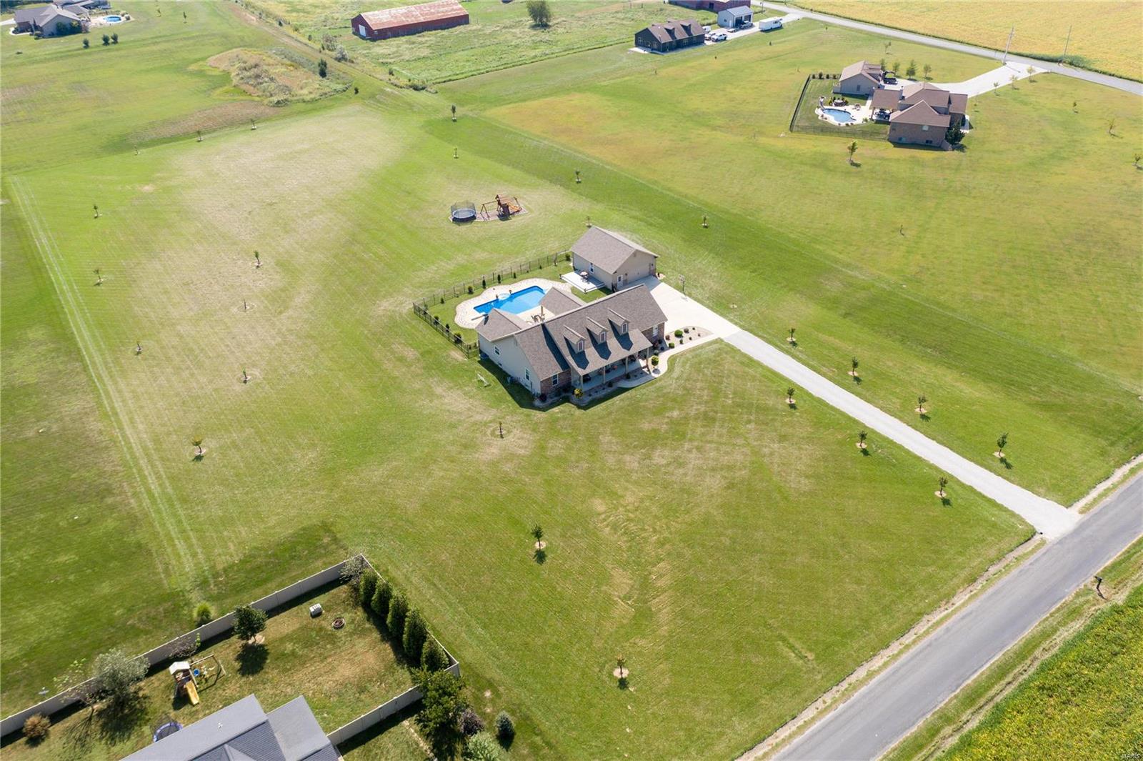 4062 Knab Road Smithton, IL 62285 - Photo 5 of 59