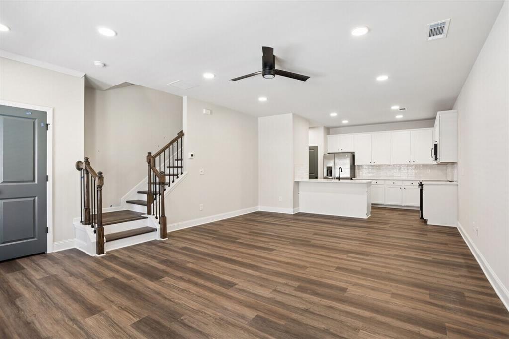 4096 Steam View Drive, Unit ROBINSON Sugar Hill, GA 30518 - Photo 3 of 16