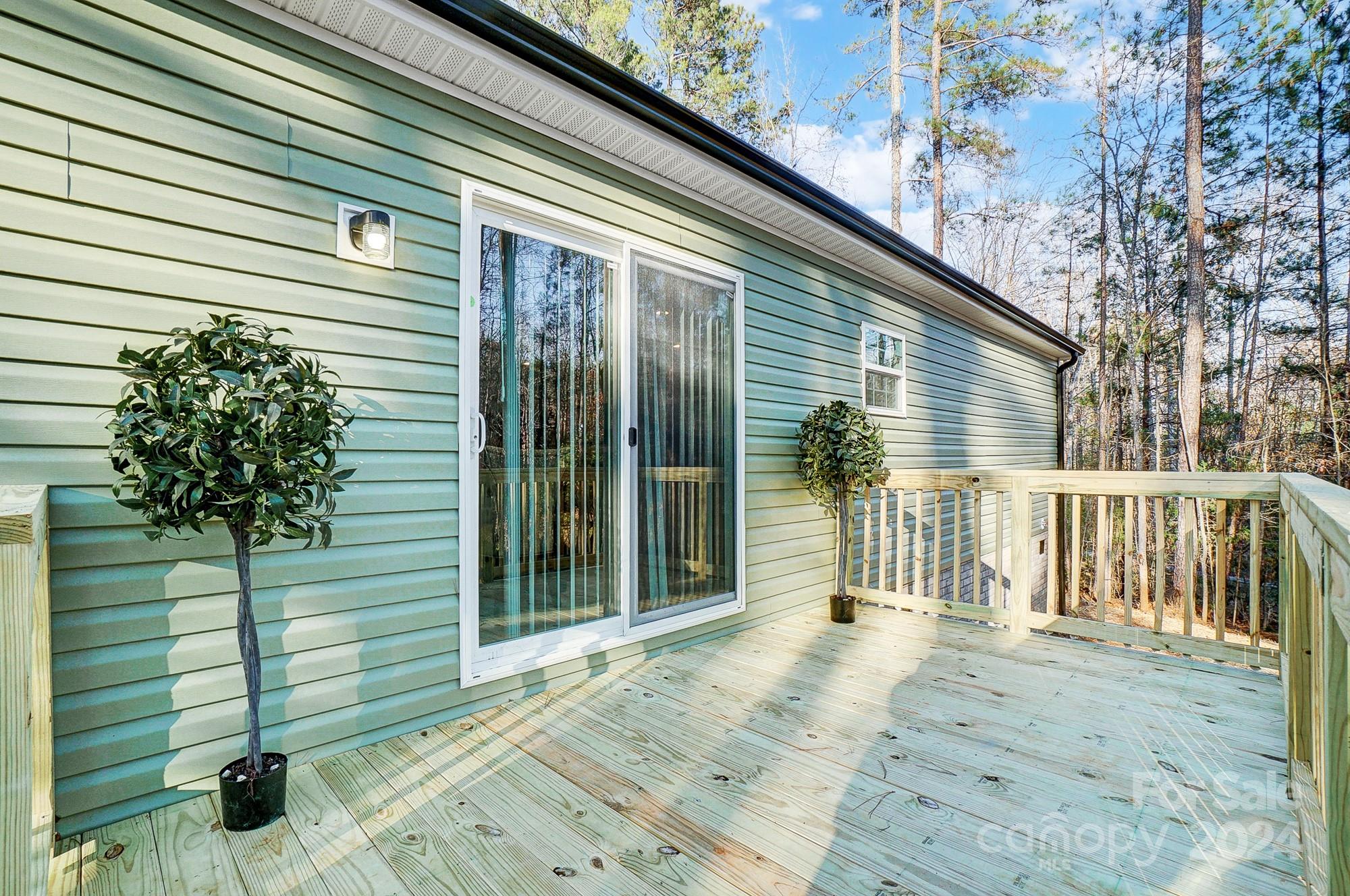 1860 Bascom Lane Midland, NC 28107 - Photo 22 of 27 a porch with seating space