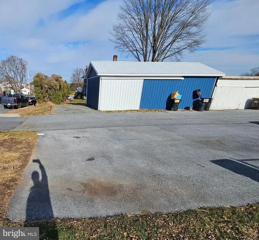 $2,650 | 301 East 4th Street, Boyertown, PA 19512