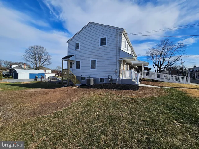 $2,650 | 301 East 4th Street, Boyertown, PA 19512