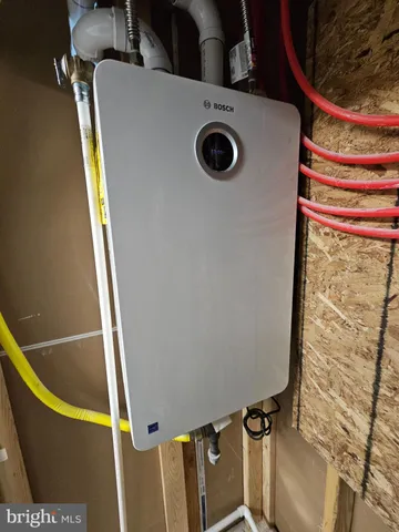 $2,650 | 301 East 4th Street, Boyertown, PA 19512