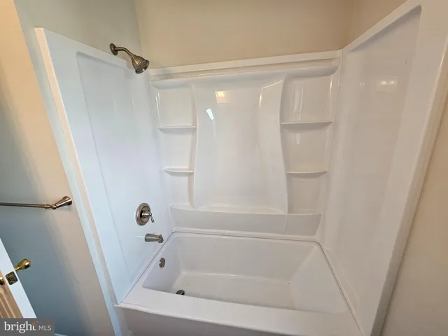 $2,650 | 301 East 4th Street, Boyertown, PA 19512