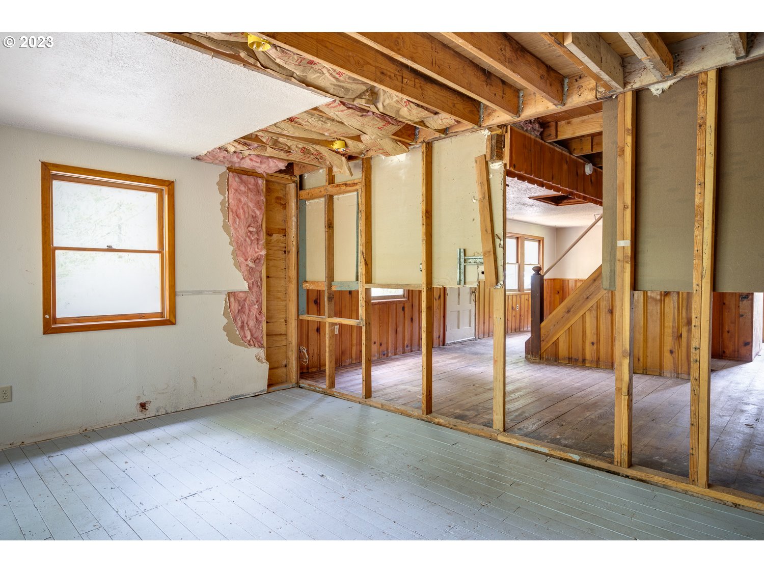 59191 Southeast Chalet Place Sandy, OR 97055 - Photo 8 of 25 a view of entryway