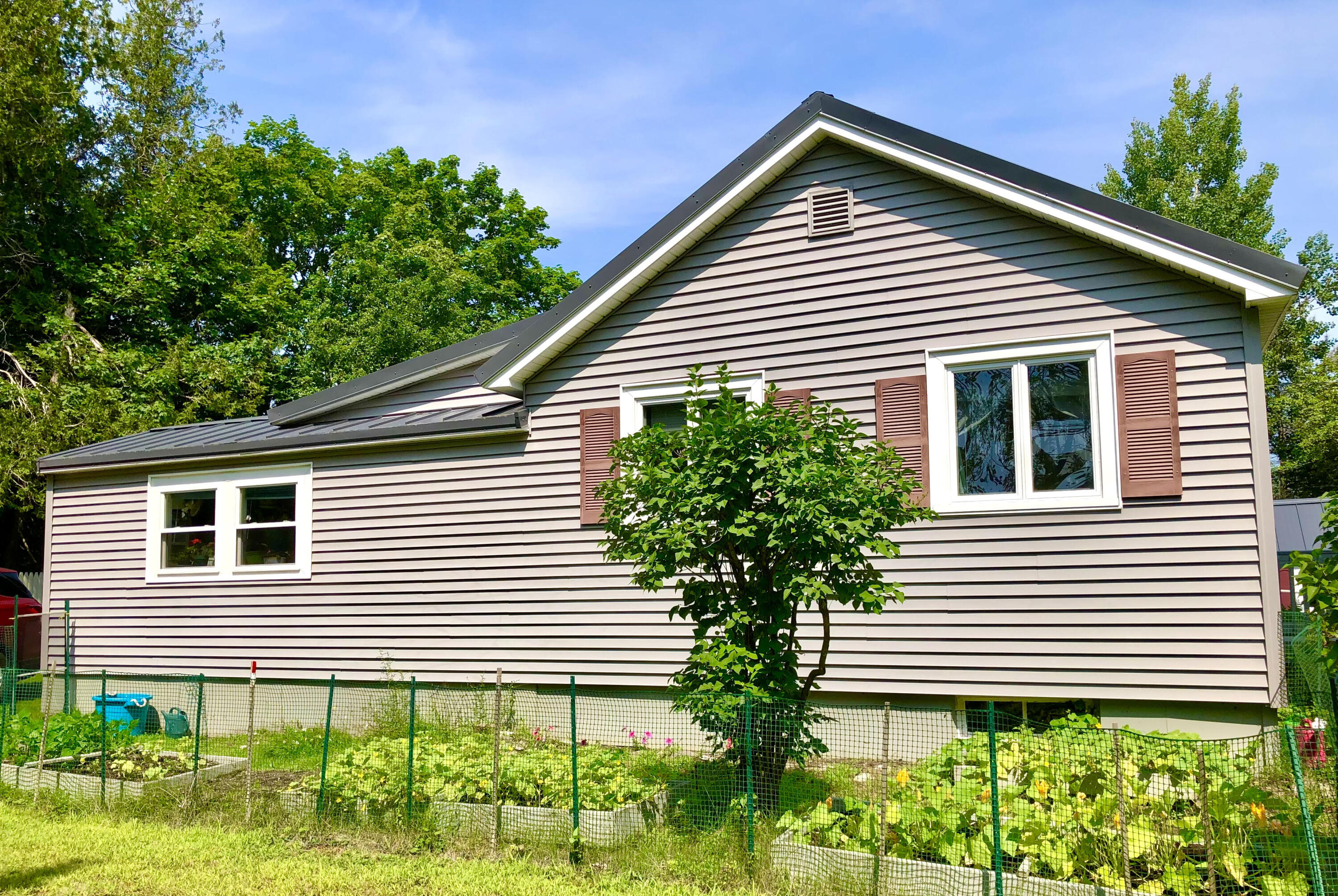 1512 Tremont Road Tremont, ME 04674 - Photo 6 of 39 Exterior side