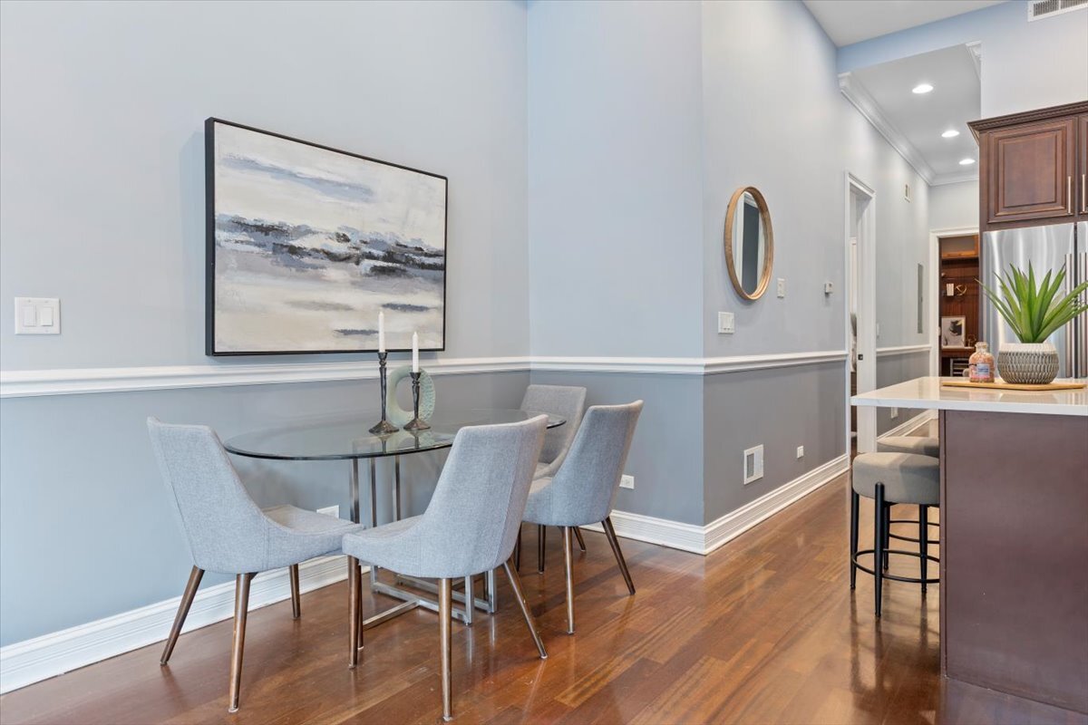 1528 West Monroe Street, Unit 200 Chicago, IL 60607 - Photo 7 of 26