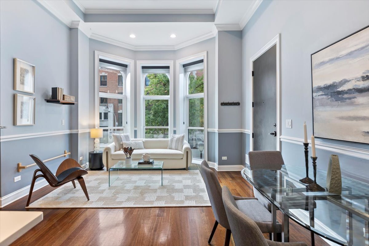 1528 West Monroe Street, Unit 200 Chicago, IL 60607 - Photo 8 of 26