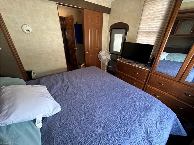 $109,950 | 113 Hummingbird Circle, New London, NC 28127