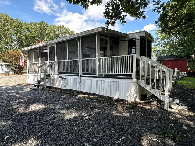 $109,950 | 113 Hummingbird Circle, New London, NC 28127