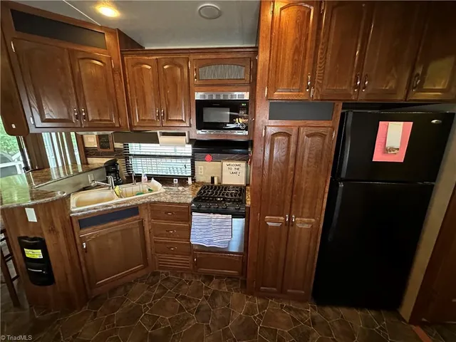 $109,950 | 113 Hummingbird Circle, New London, NC 28127