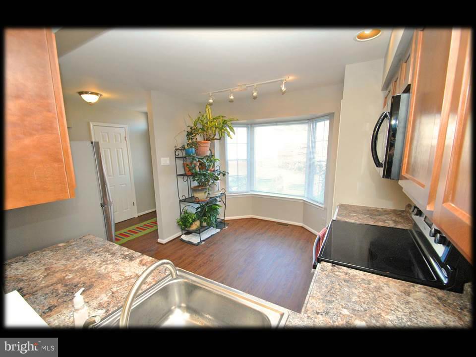 3738 Foxford Stream Road Baltimore, MD 21236 - Photo 5 of 25 COMPLETELY UPDATED KITCHEN