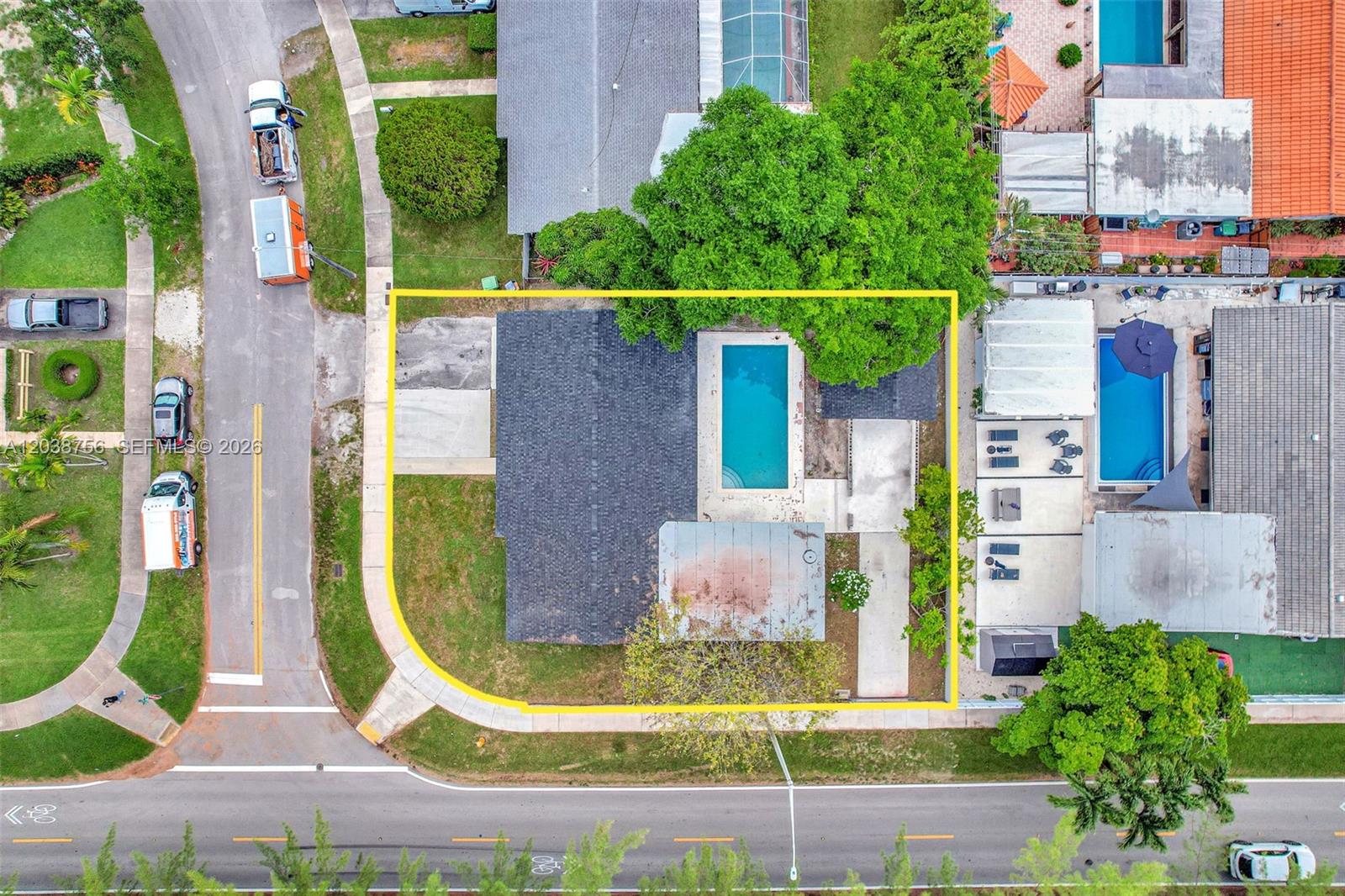 8201 Southwest 42nd Street Miami, FL 33155 - Photo 3 of 71