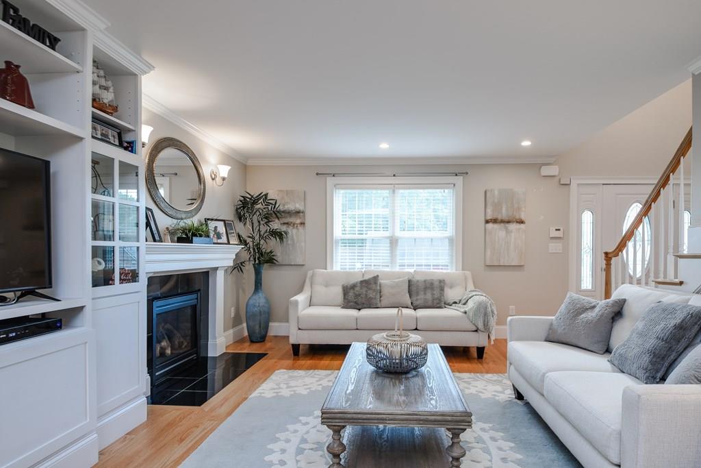 3 Gilbert Road Natick, MA 01760 - Photo 6 of 30 Gallery Image 6