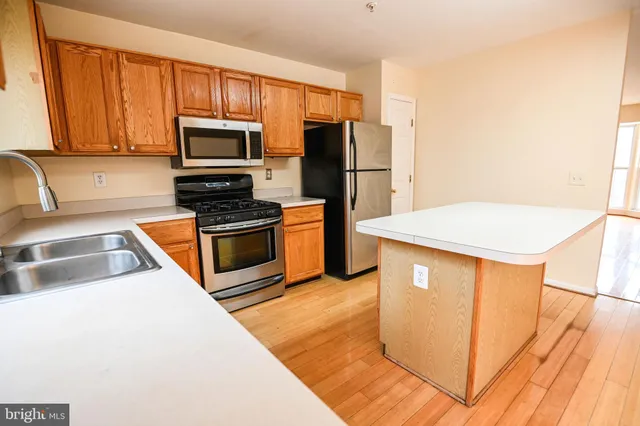 $2,700 | 207 Edge Creek Lane, Odenton, MD 21113