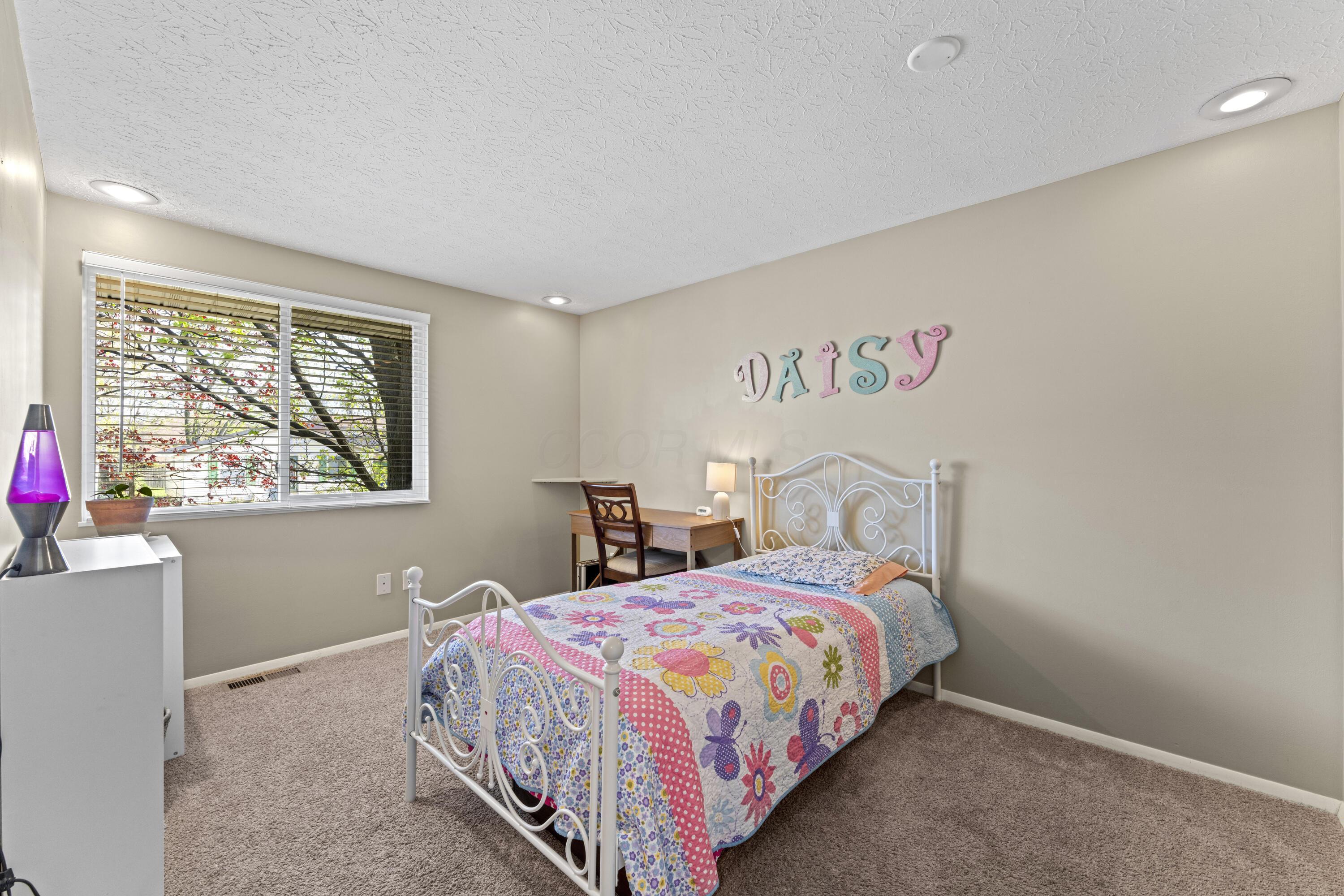 2019 Tupsfield Road Columbus, OH 43229 - Photo 13 of 41 dsc06461
